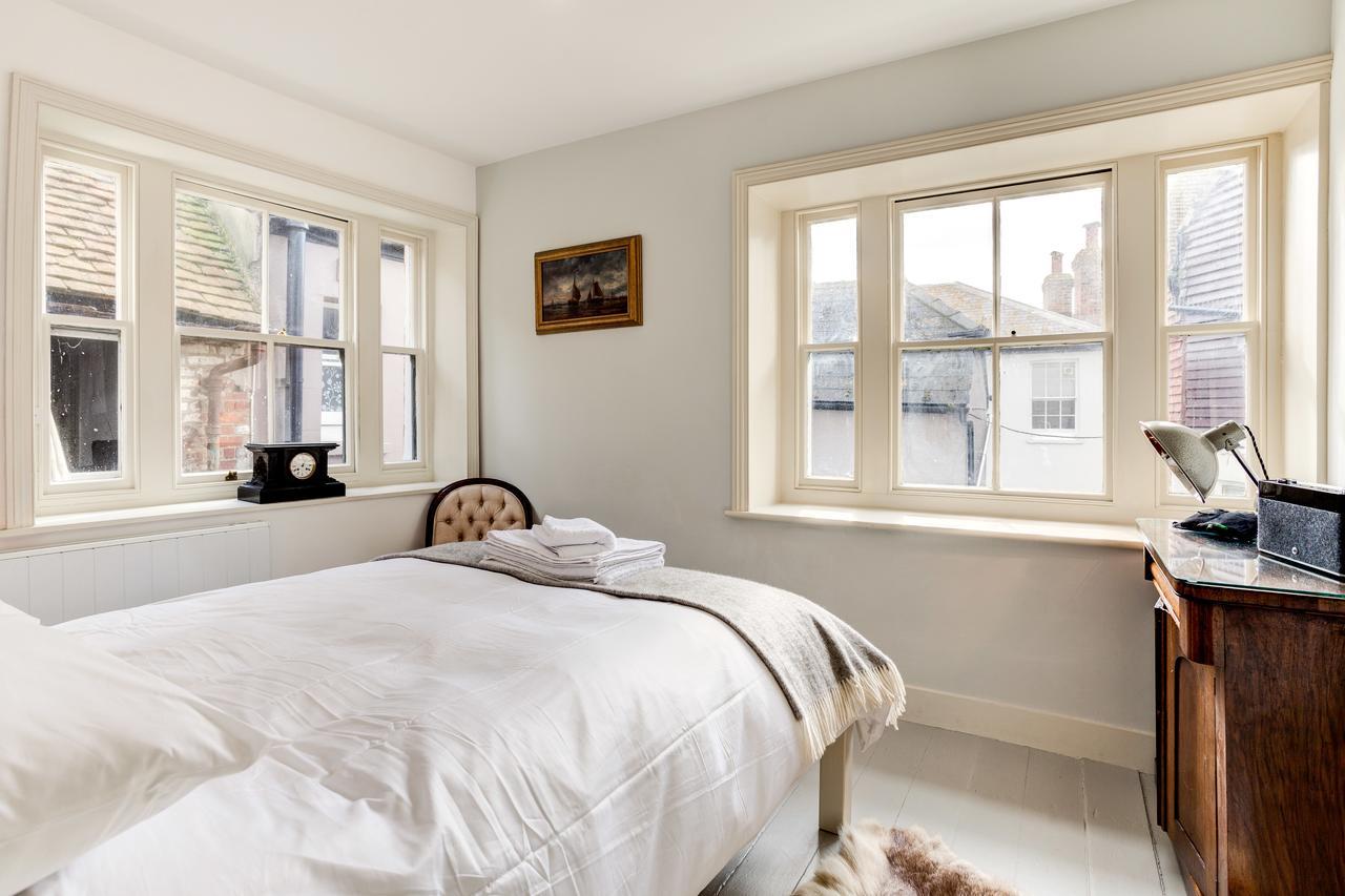 Stunning Seaside Georgian Townhouse With Sea Views Villa Hastings Exteriör bild
