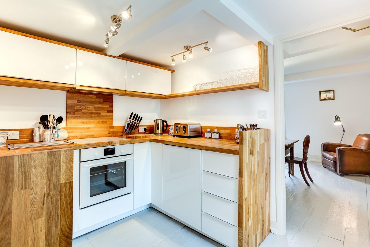 Stunning Seaside Georgian Townhouse With Sea Views Villa Hastings Exteriör bild