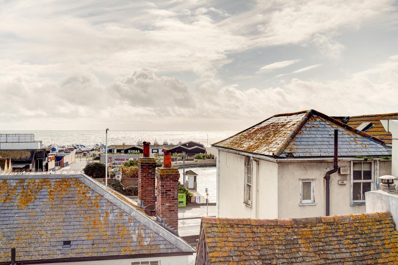 Stunning Seaside Georgian Townhouse With Sea Views Villa Hastings Exteriör bild